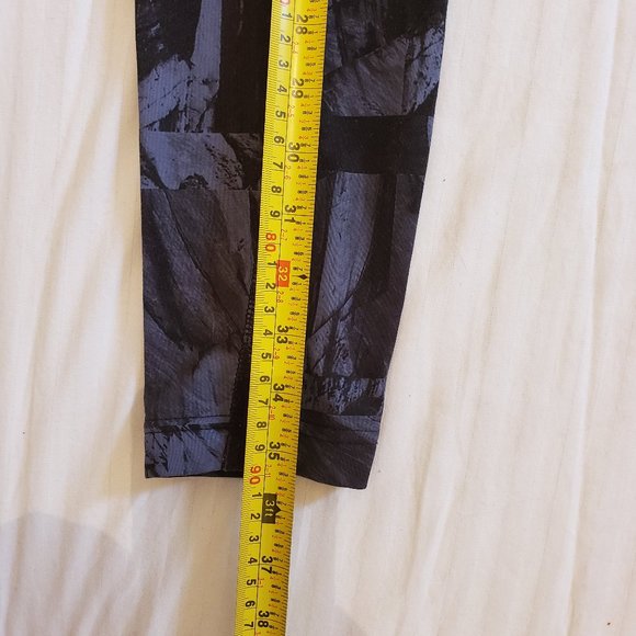 Adidas Climawarm Women's Medium Leggings Cold Weather Tight - Picture 4 of 7